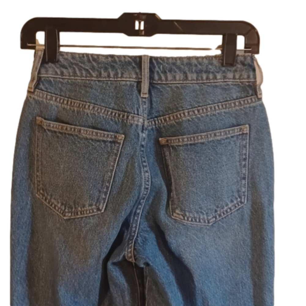 Pacsun  lighter wash Mom jeans. Size 24. Perfect color for Spring! - Picture 6 of 12